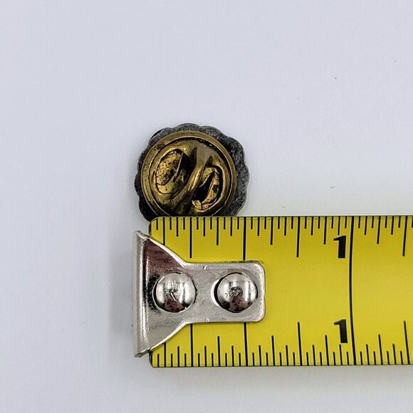 Vintage CBC Logo Canadian Broadcasting Corporation Lapel Pin Radio Canada Read - Picture 4 of 4